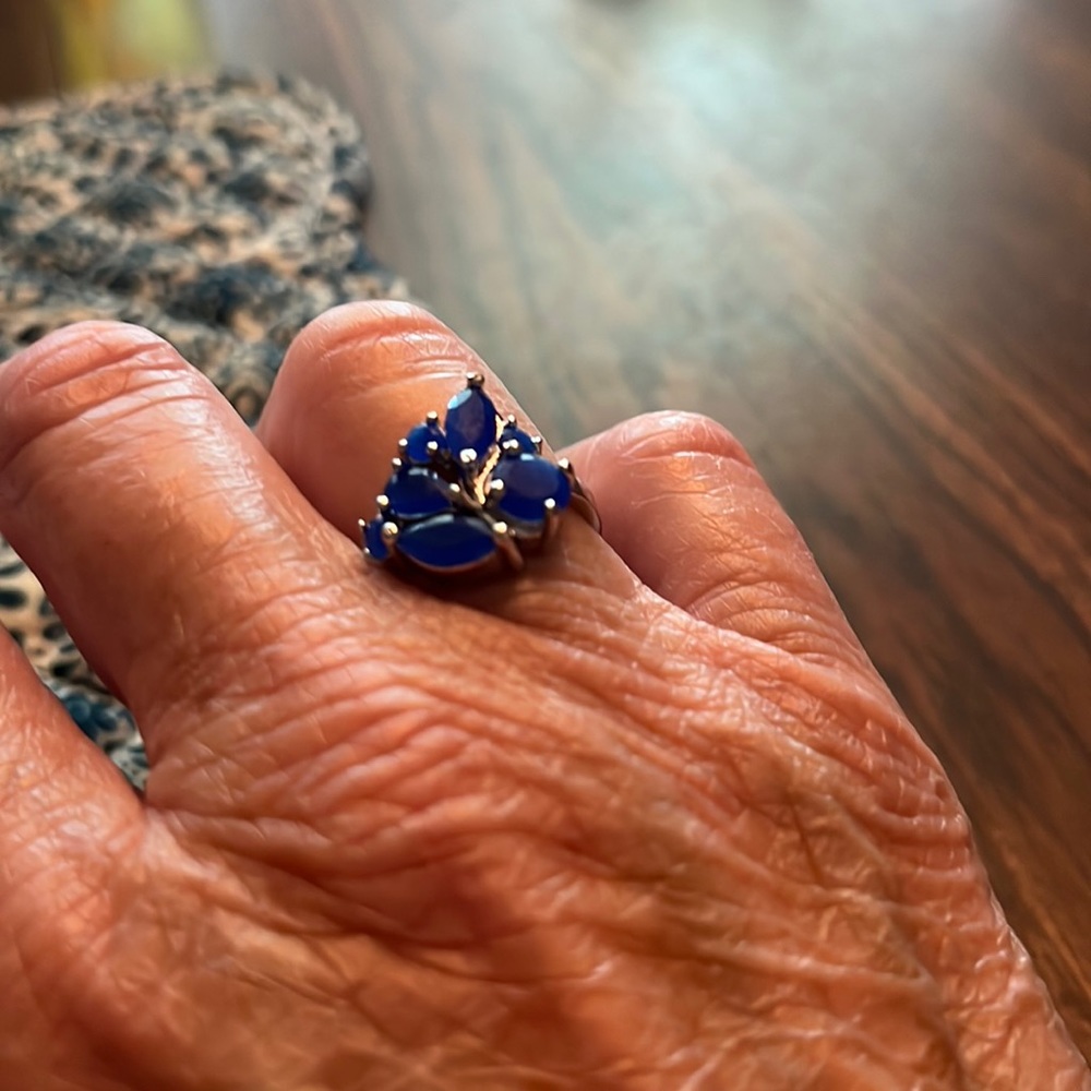 Stamped 925 ring w synthetic stone
